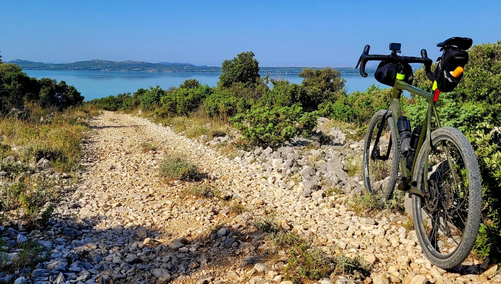 Zdjęcie nr 5 z trasy rowerowej Vransko Jezero Gravel Ride, -6 m n.p.m., km 43.8. Nakręcone Rowerem, data: 08.07.2024, 10:05.