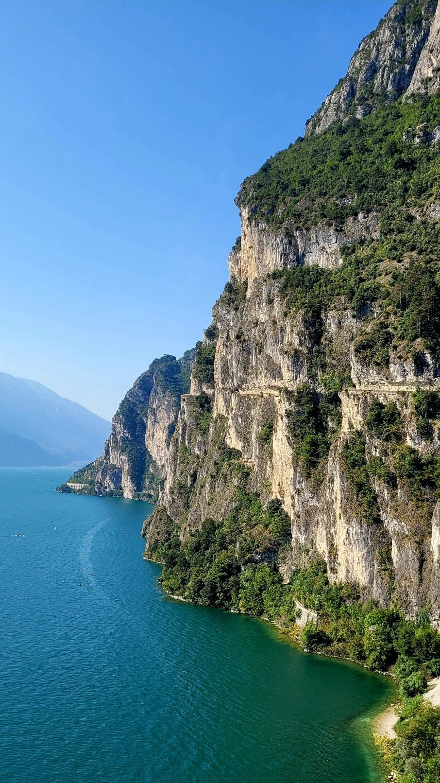 Zdjęcie nr 1 z trasy rowerowej Garda Ride / Strada Ponale / Limone..., 69 m n.p.m., km 0. Nakręcone Rowerem, data: 30.08.2024, 10:03.