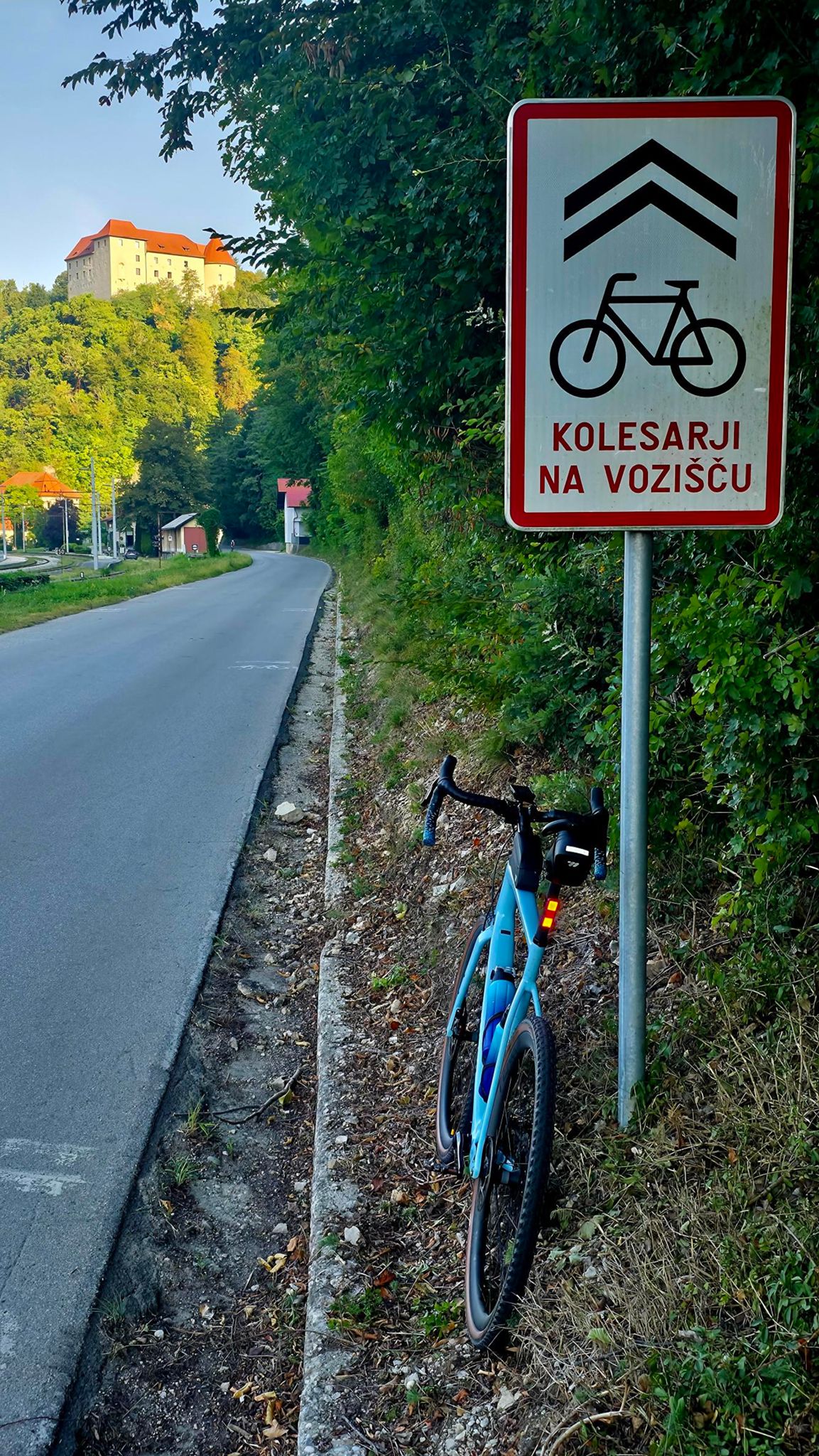 Zdjęcie nr 1 z trasy rowerowej Slovenia Gravel Ride #2, 173 m n.p.m., km 0. Nakręcone Rowerem, data: 20.08.2025, 08:10.