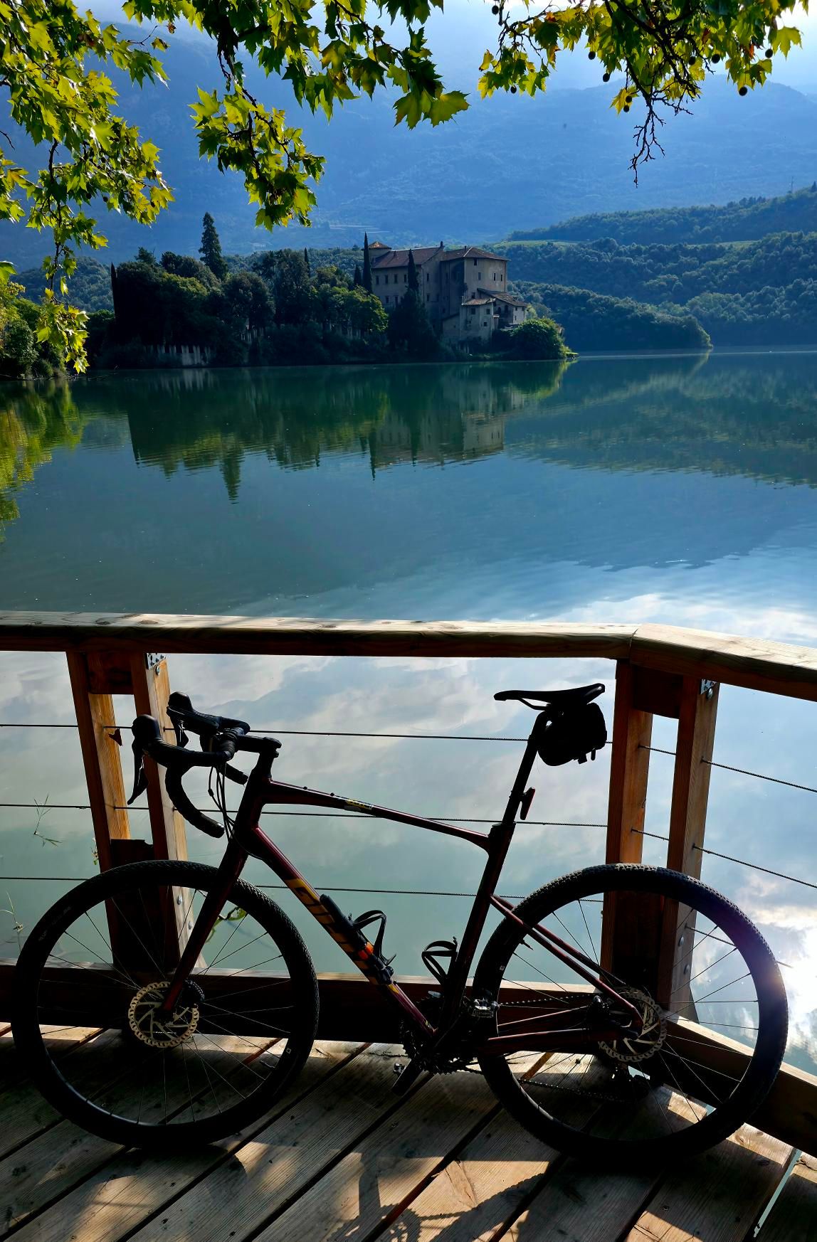Zdjęcie nr 1 z trasy rowerowej Garda 2025 #4: Lago di Toblino / Cavedine Gravel Ride, 252 m n.p.m., km 0. Nakręcone Rowerem, data: 21.09.2025, 10:37.