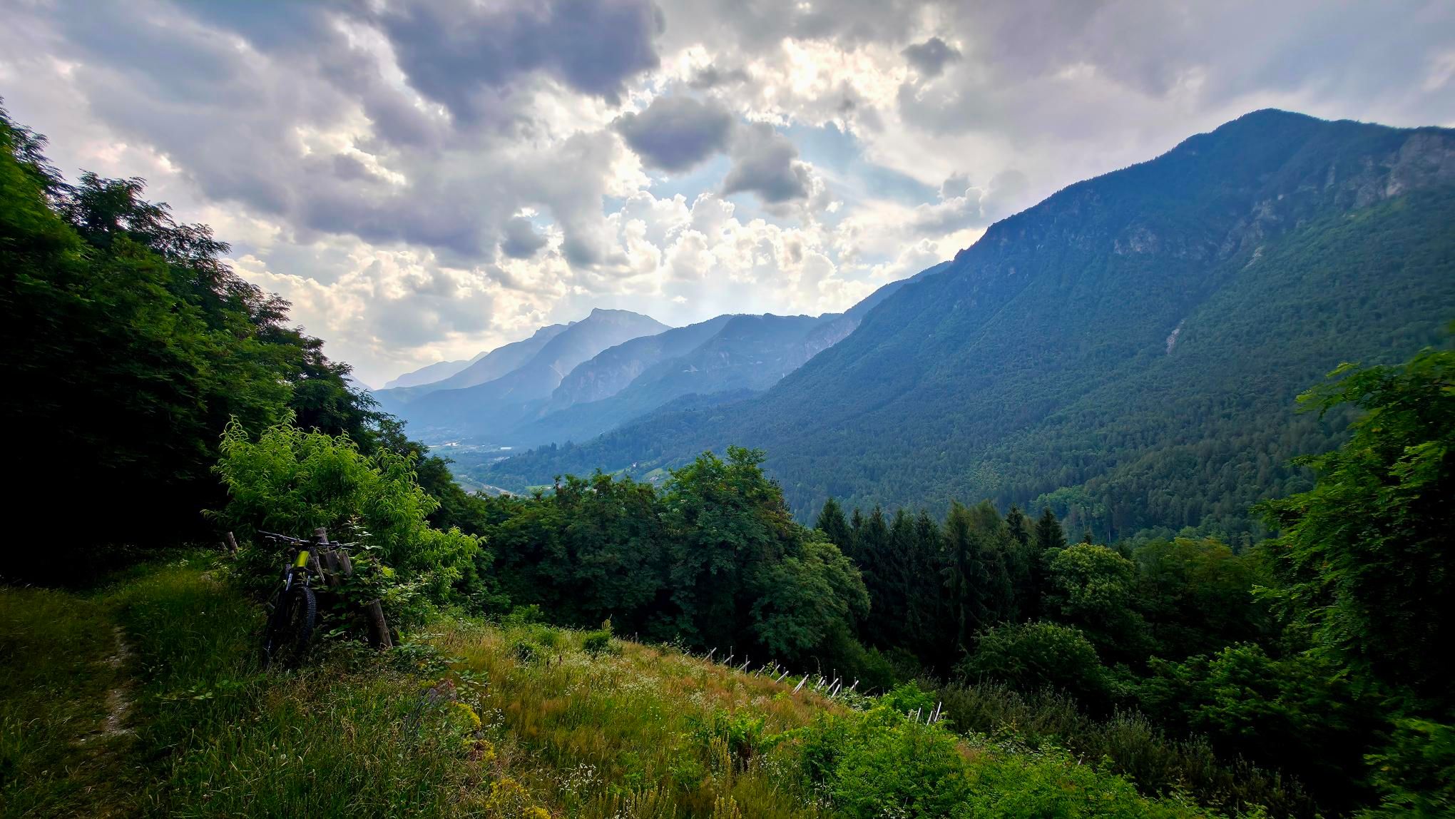 Zdjęcie nr 1 z trasy rowerowej Levico Terme E-MTB, 607 m n.p.m., km 0. Nakręcone Rowerem, data: 01.07.2026, 10:06.