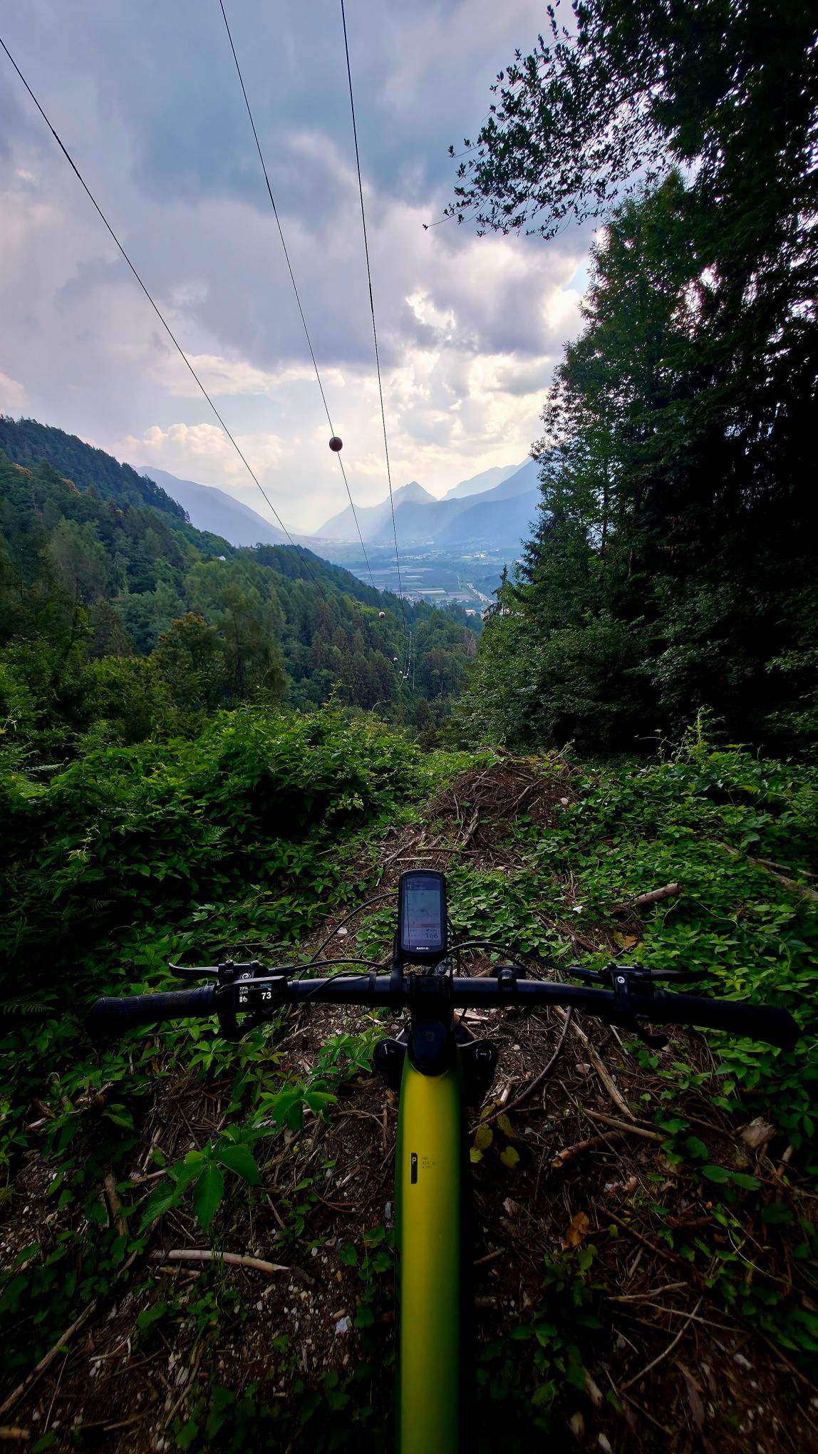 Zdjęcie nr 3 z trasy rowerowej Levico Terme E-MTB, 665 m n.p.m., km 11.4. Nakręcone Rowerem, data: 01.07.2026, 11:00.